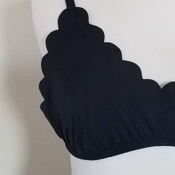 La Blanca Petal Pusher Bikini Top Size 10 - Picture 5 of 9